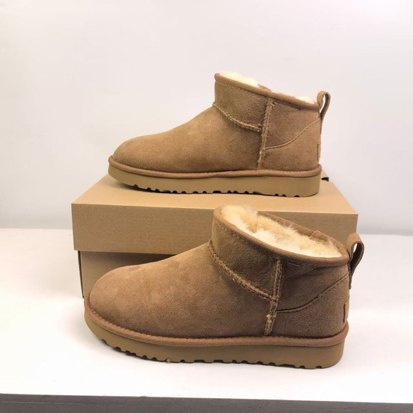 Women’s Ugg Classic Ultra Mini Boots Chestnut - Picture 1 of 6